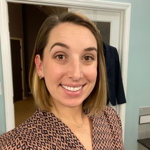 Meet your Posher, Julia